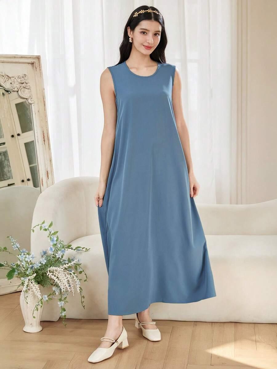 niebieska maxi sukienka