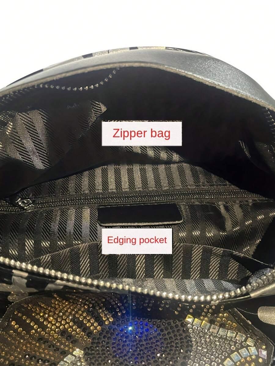 czarna saszetka wzór