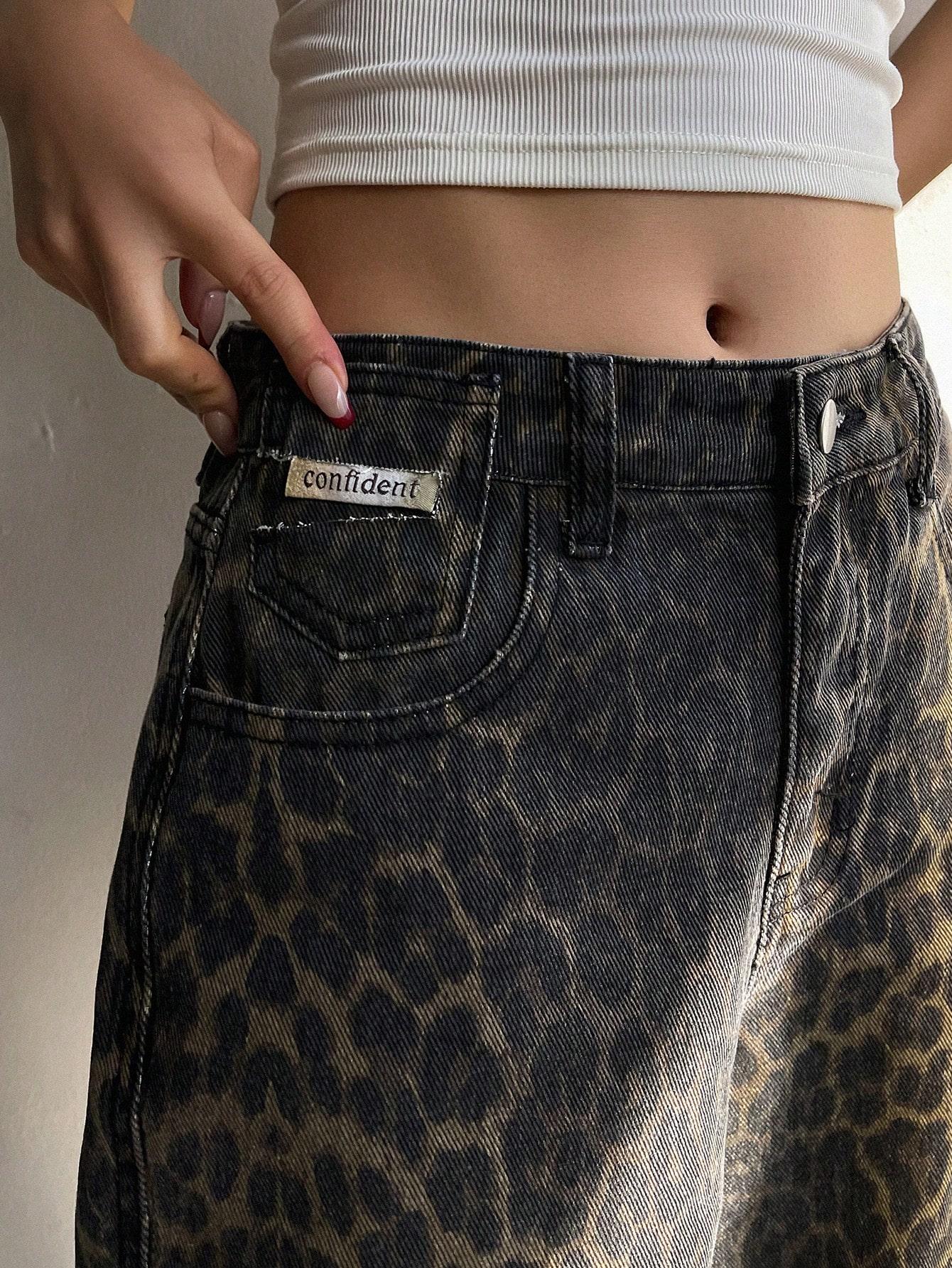 SPODNIE JEANSOWE ANIMAL PRINT