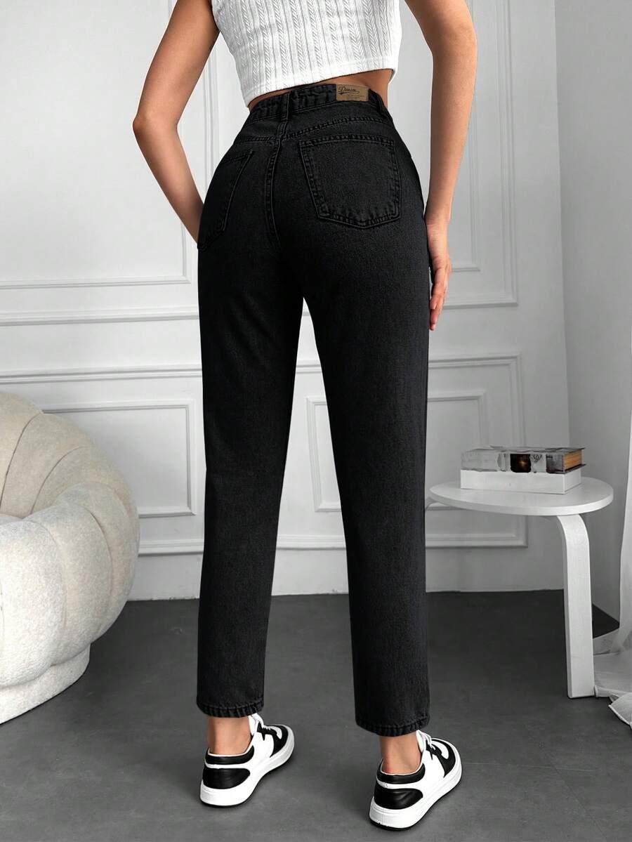 czarne spodnie jeans 