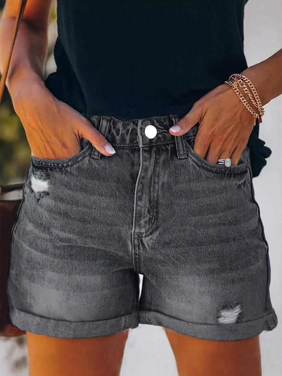 krótkie spodenki z przetarciami jeans