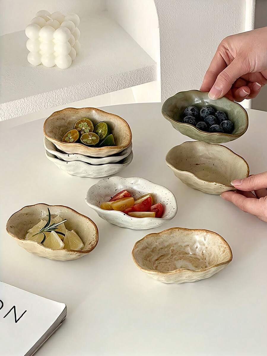 porcelanowy talerzyk do sosu