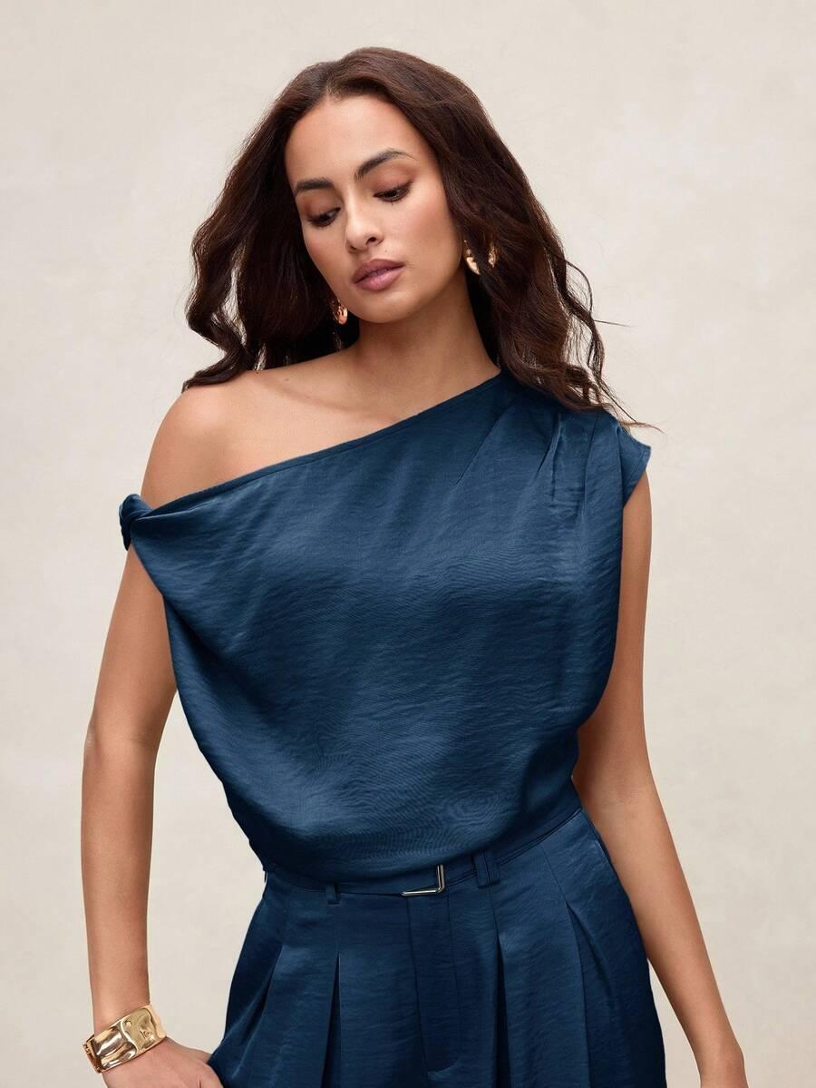 NIEBIESKI SATYNOWY TOP 