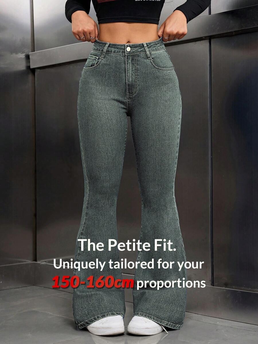 niebieskie spodnie jeans dzwony
