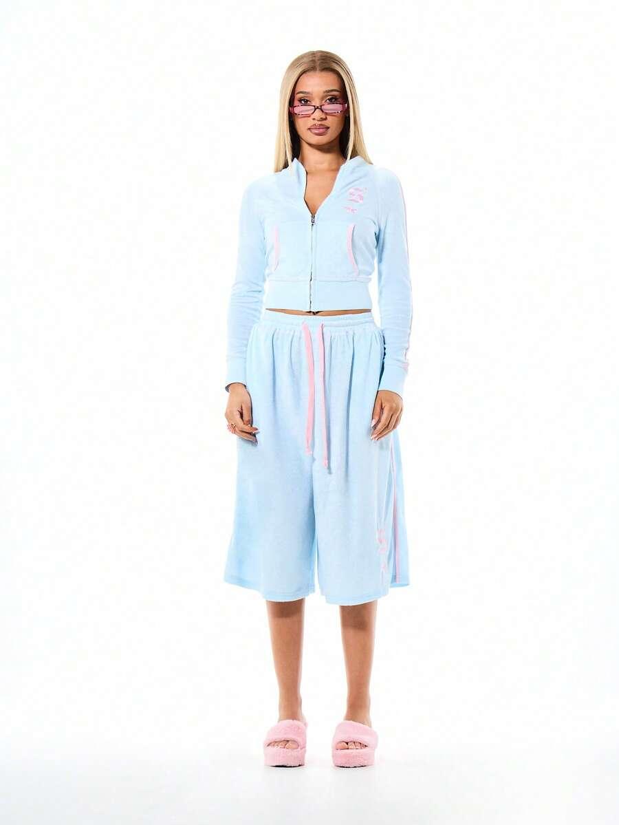 niebieska bluza zamek