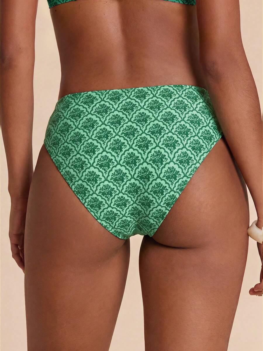 DÓŁ OD BIKINI