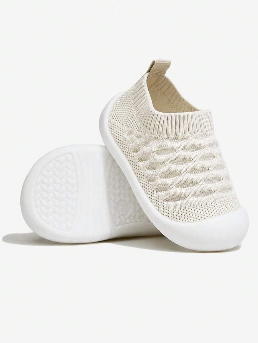 KREMOWE BUTY NIEMOWLĘCE