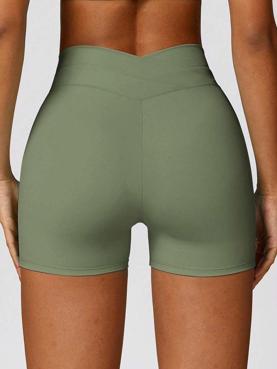 zielone sportowe spodenki