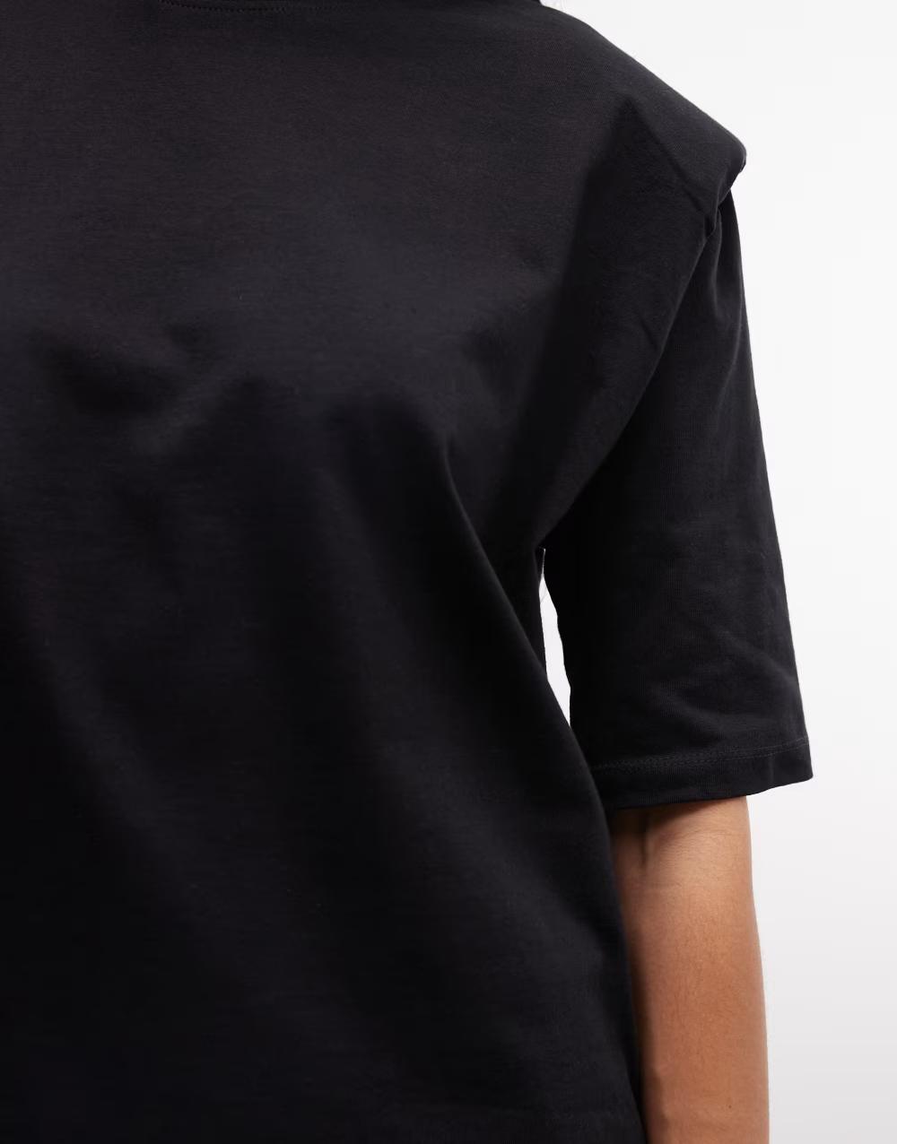 CZARNY T-SHIRT OGRĄGŁY DEKOLT KRÓTKI RĘKAW