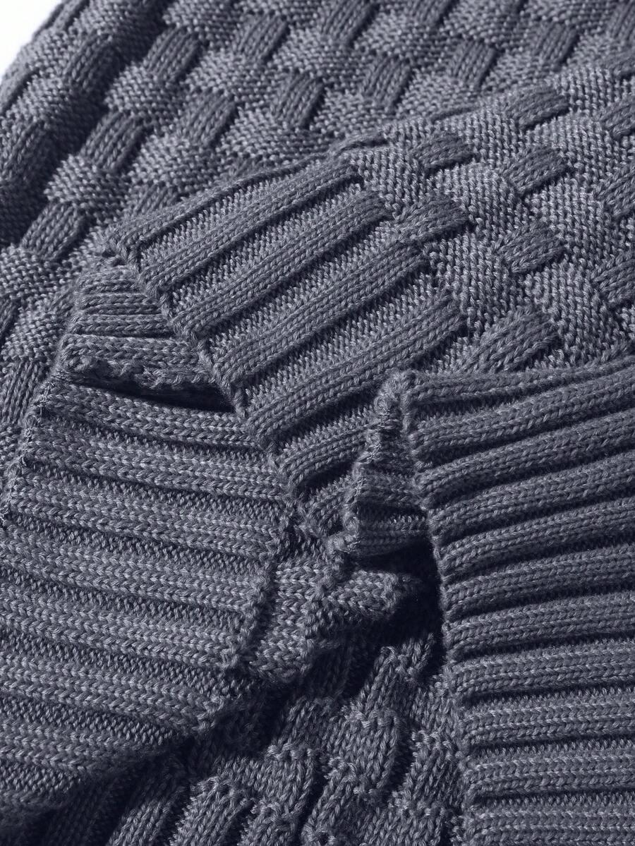 granatowy sweter wzór
