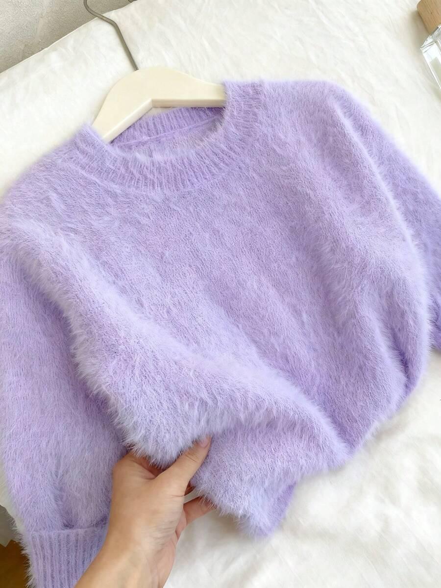 fioletowy sweter okrągły dekolt