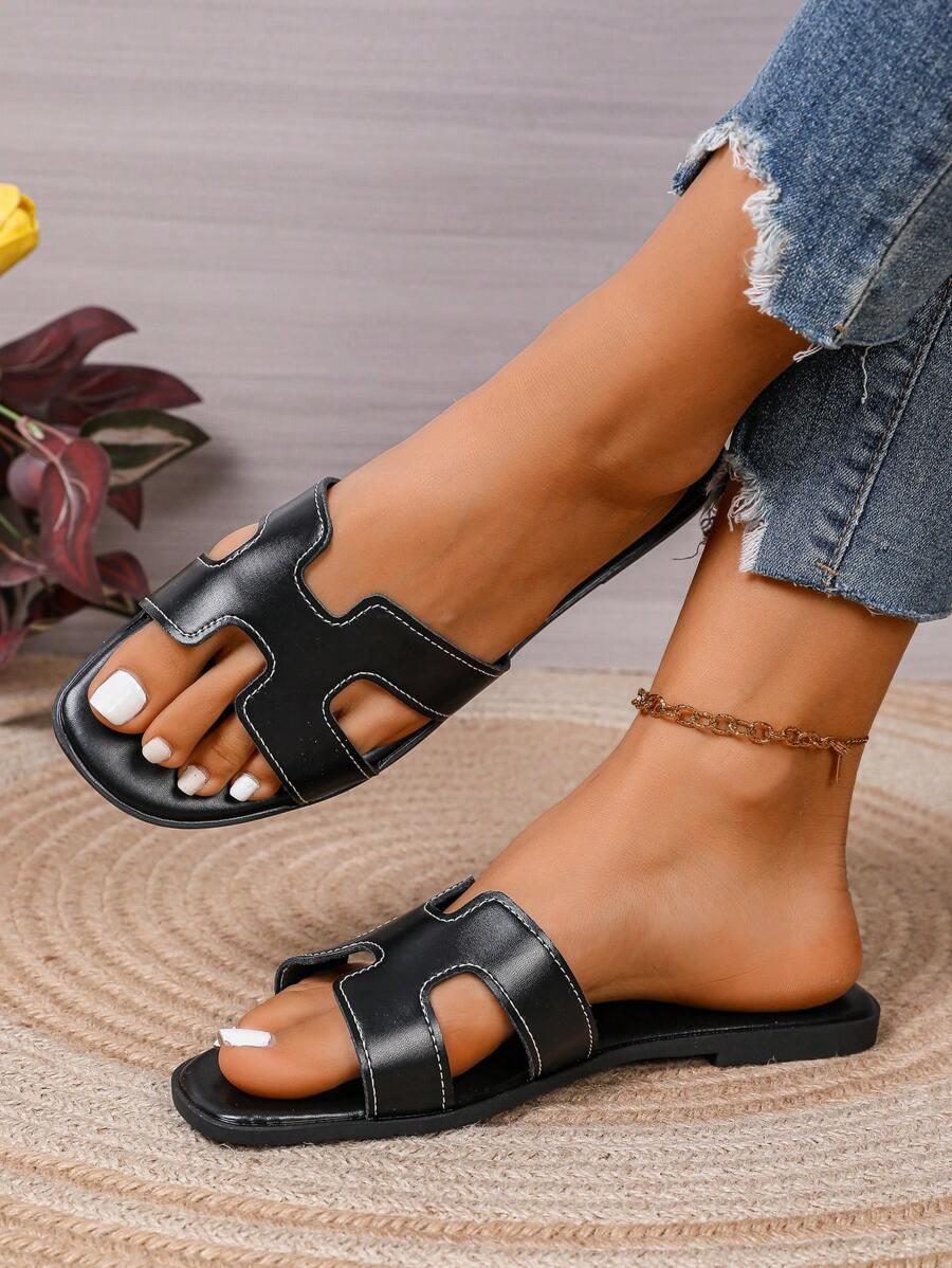 CZARNE KLAPKI CASUAL