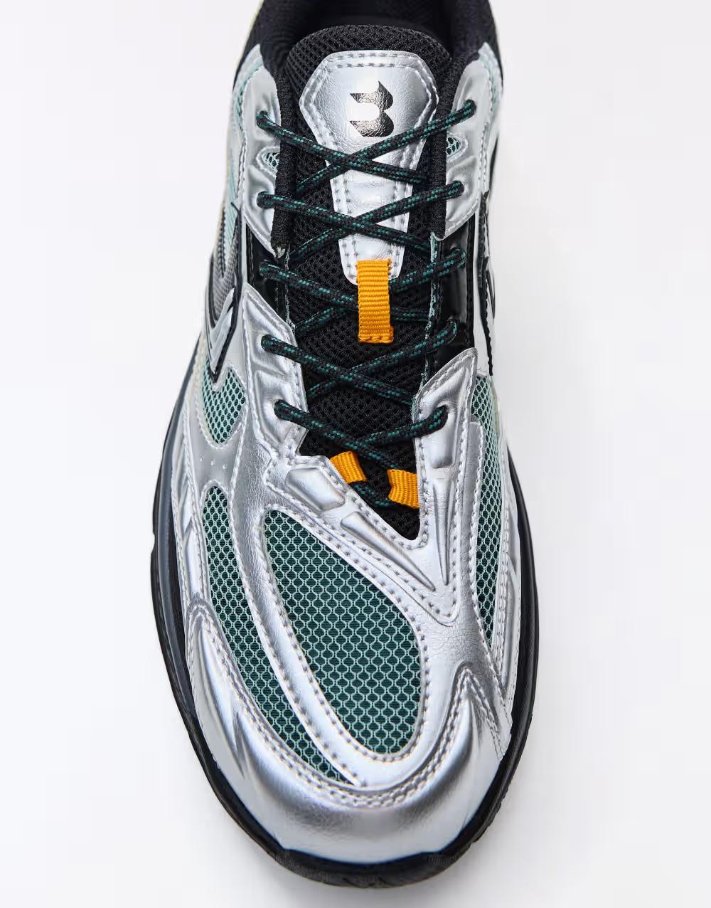 SZNUROWANE BUTY SPORTOWE