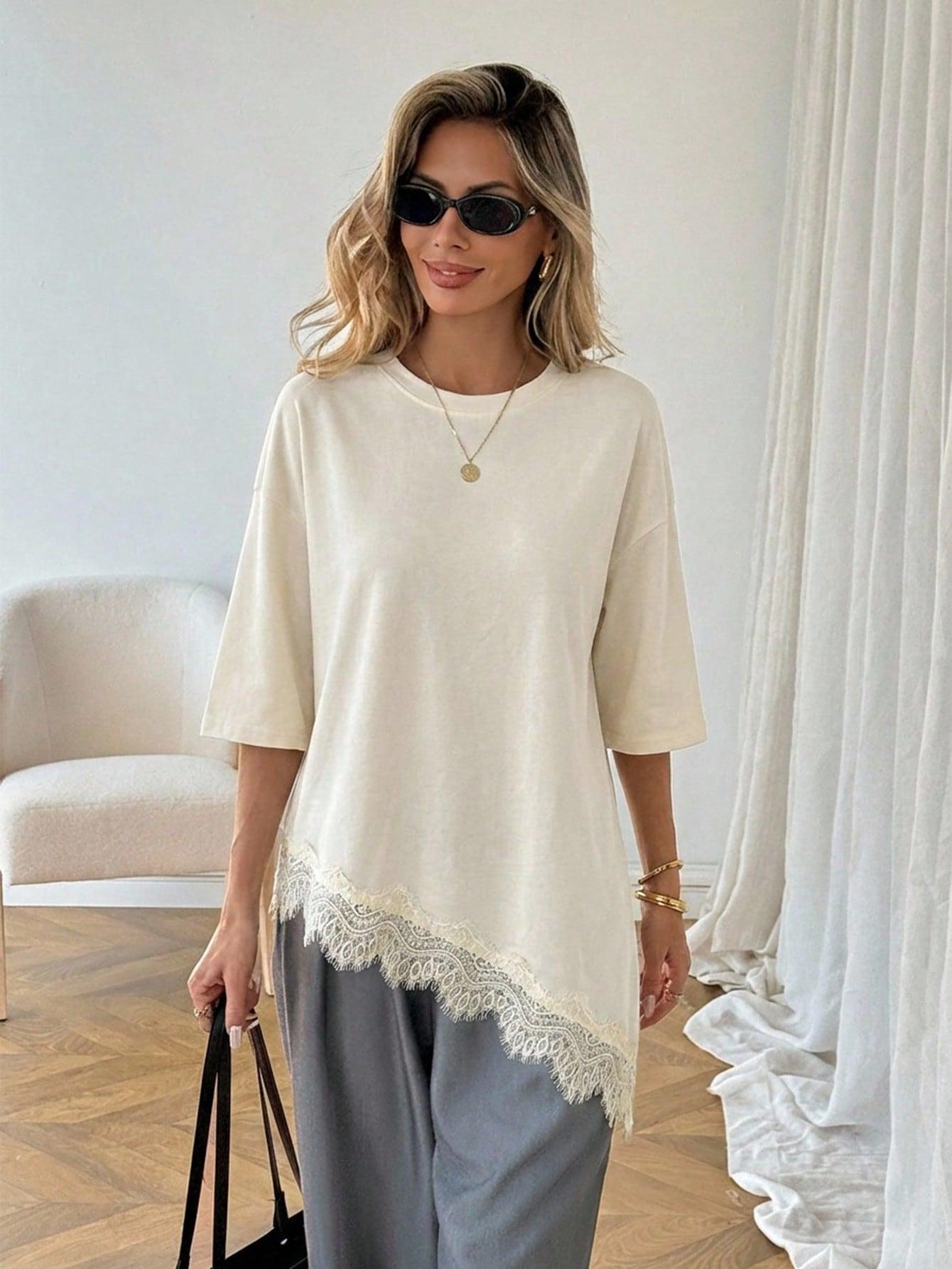 BEŻOWY T-SHIRT KORONKA