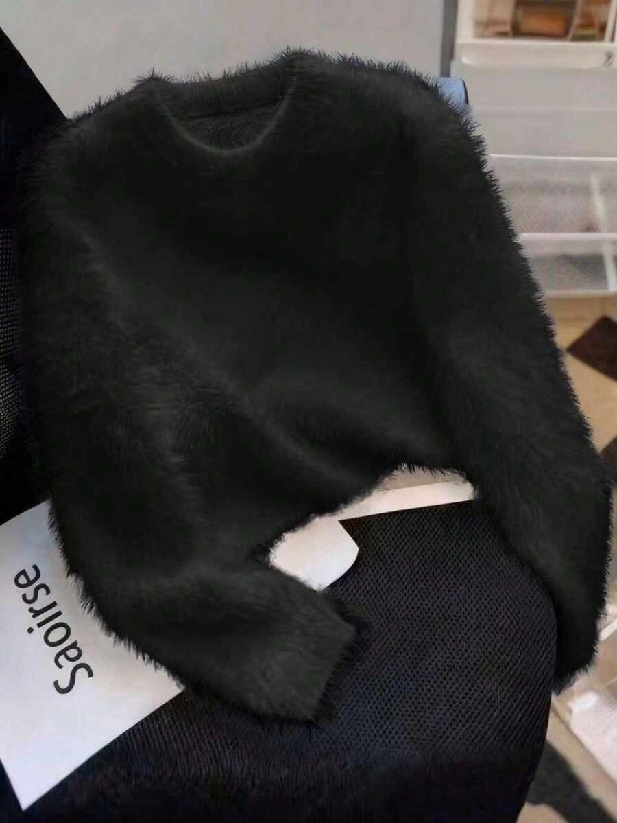 CZARNY SWETER FLUFFY
