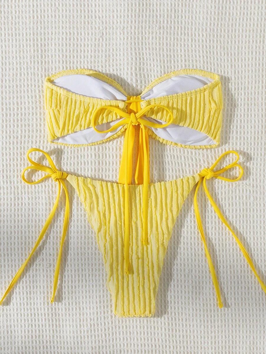 żółta góra od bikini