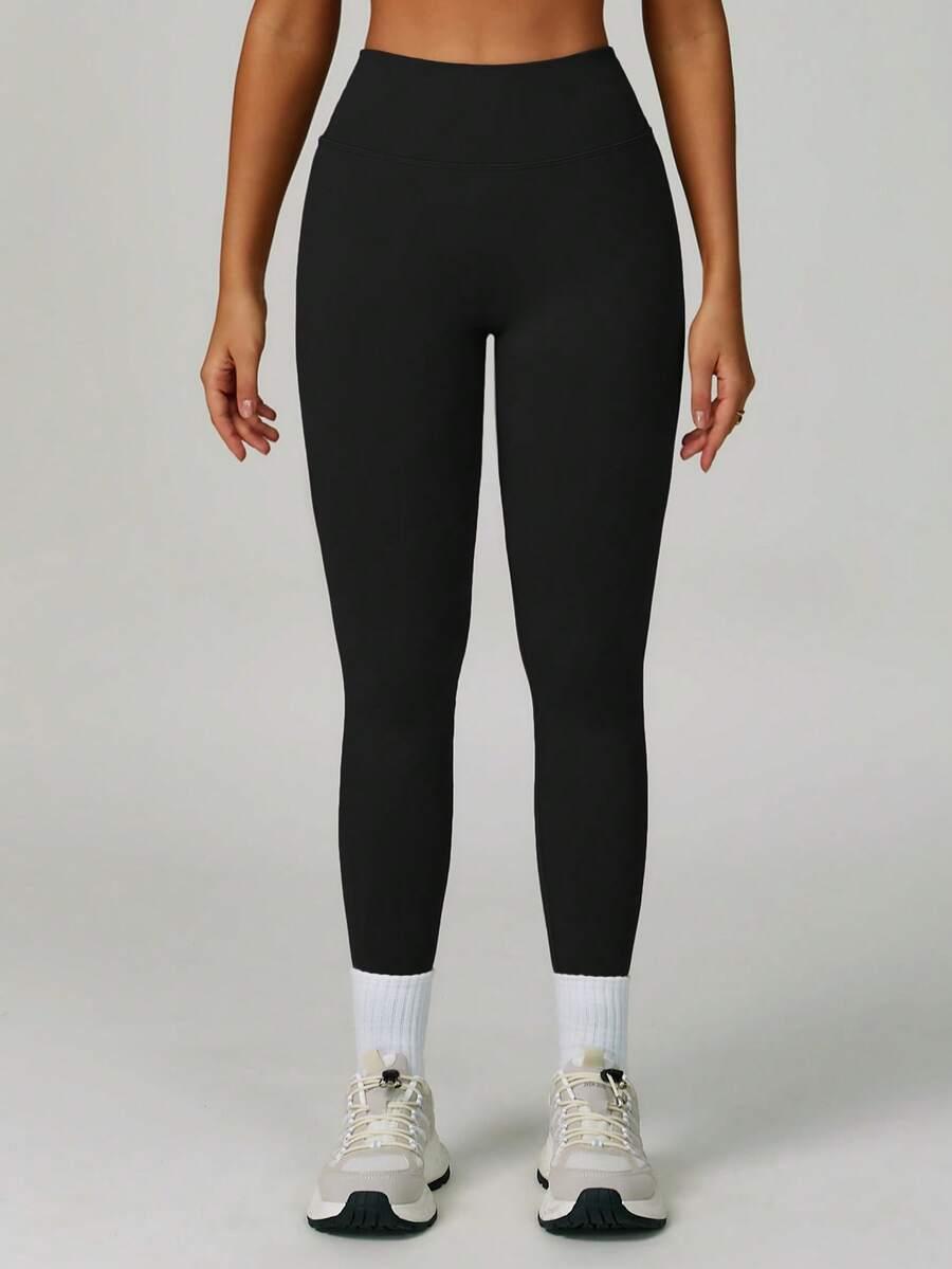 czarne legginsy sportowe