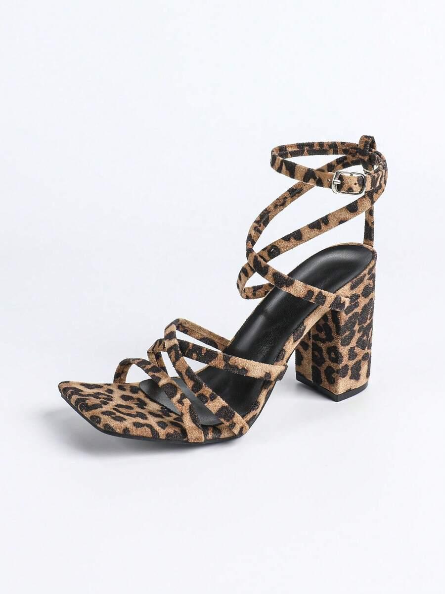 sandały obcas animal print