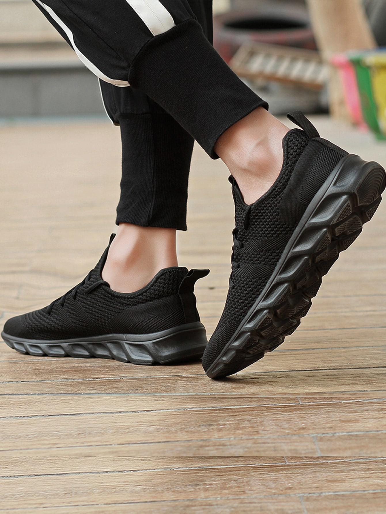 CZARNE SZNUROWANE BUTY SPORTOWE