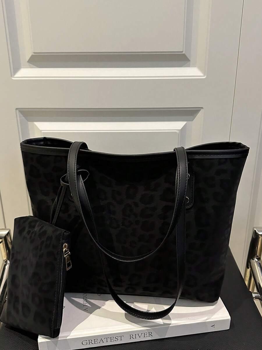 czarna torebka animal print