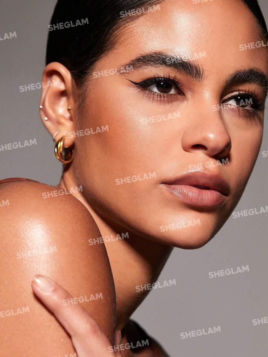 wodoodporny eyeliner black