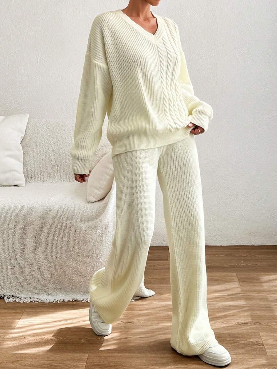 dzianinowy komplet sweter spodnie