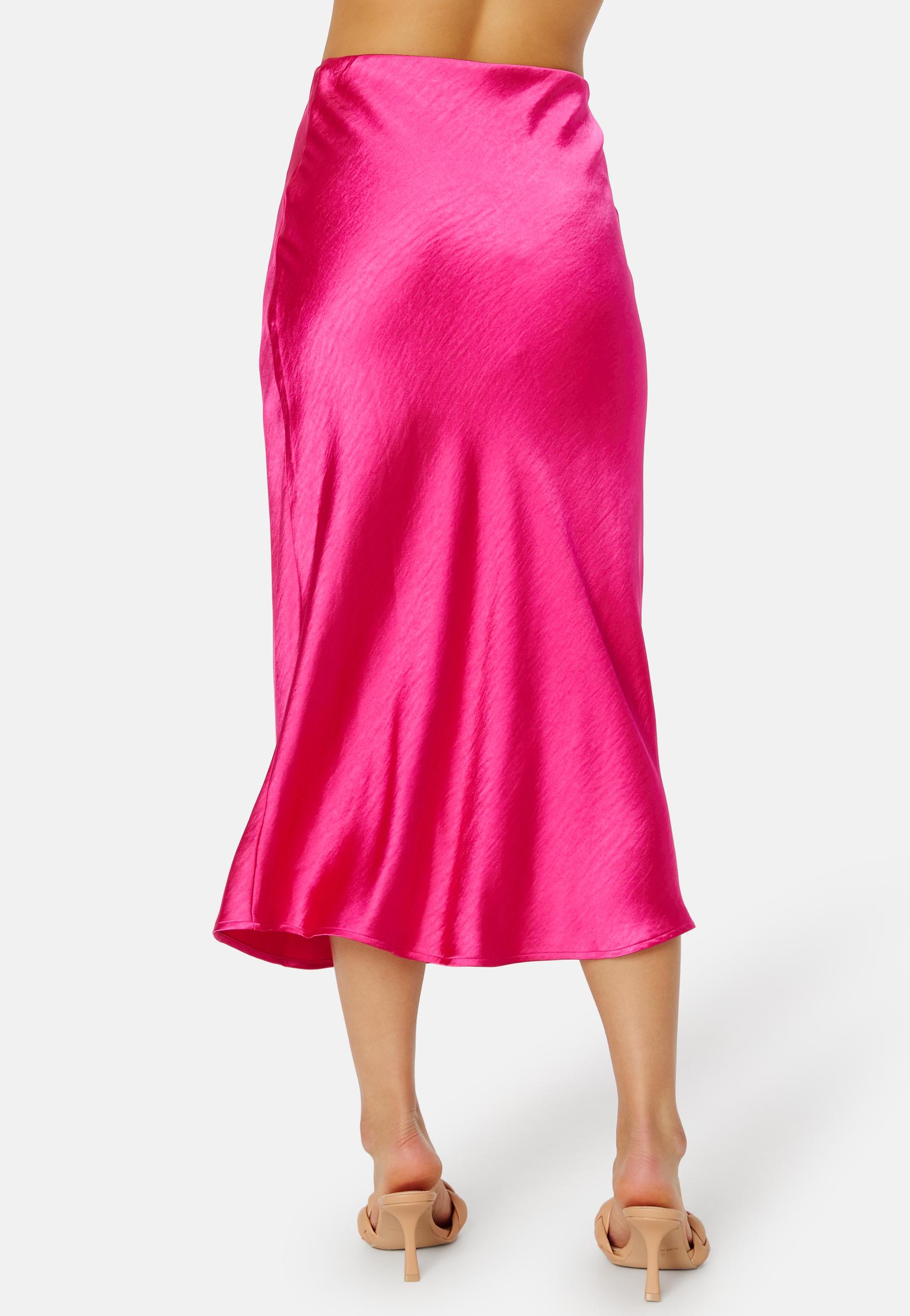 satynowa różowa midi spódnica z gumką w pasie