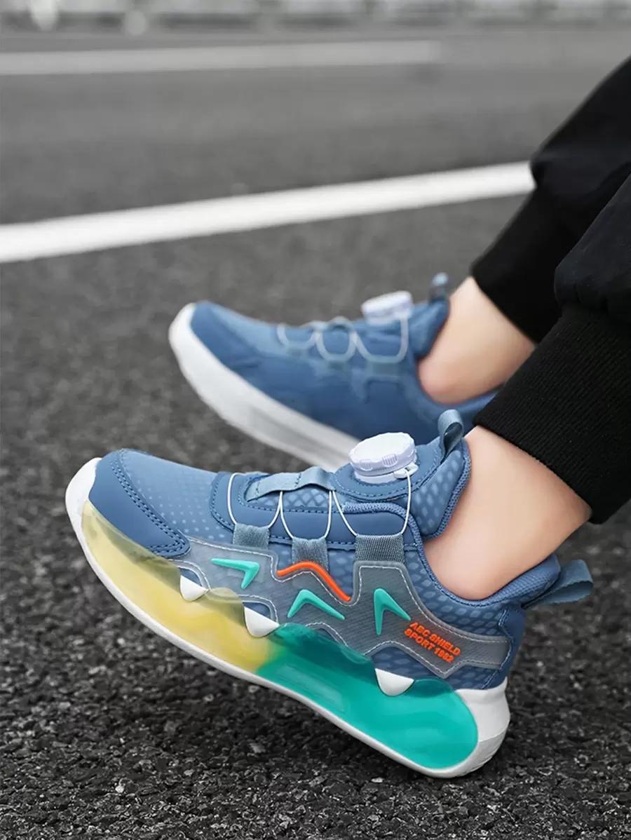WSUWANE BUTY SPORTOWE