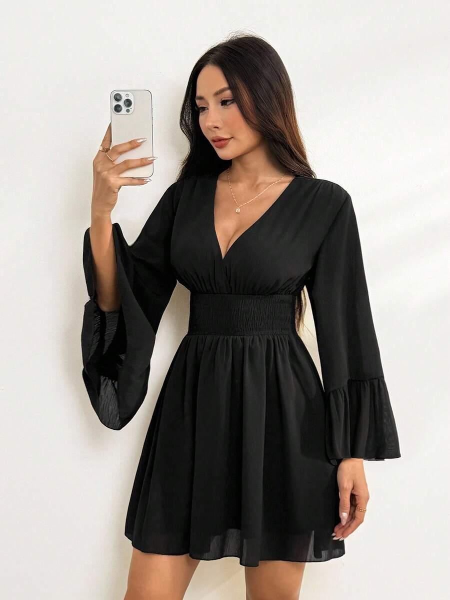 CZARNA MINI SUKIENKA