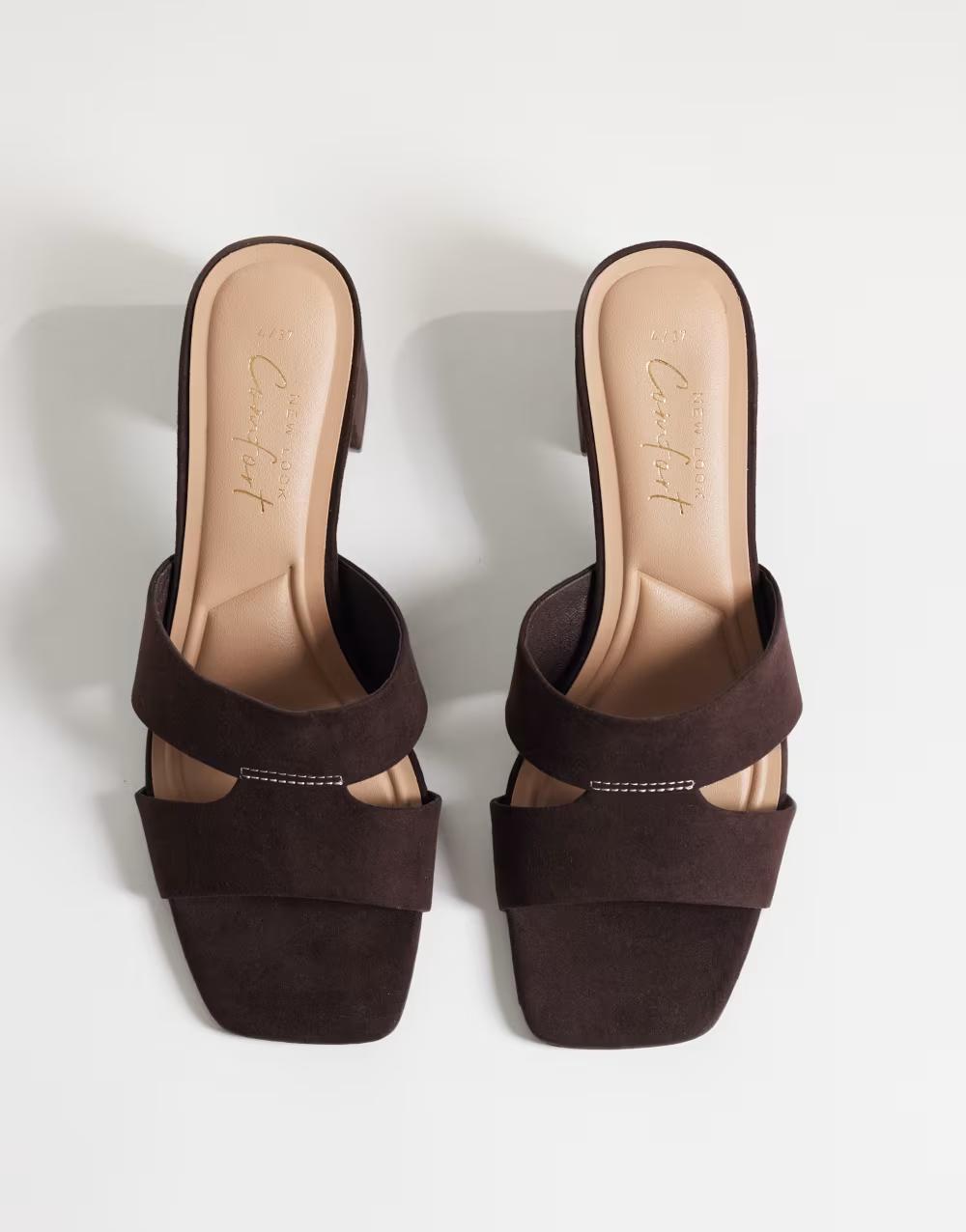 brązowe eleganckie klapki obcas