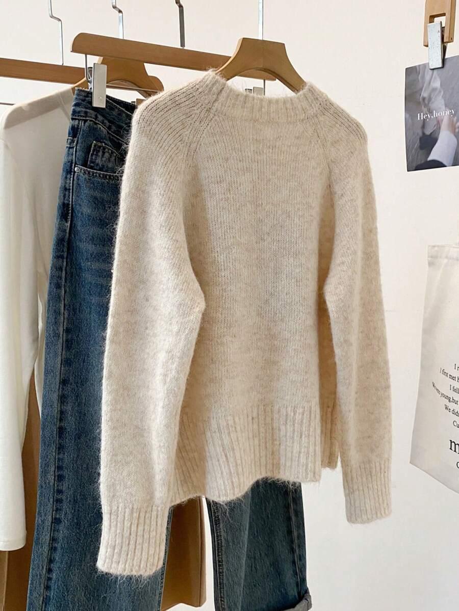 BEŻOWY SWETER DŁUGI RĘKAW
