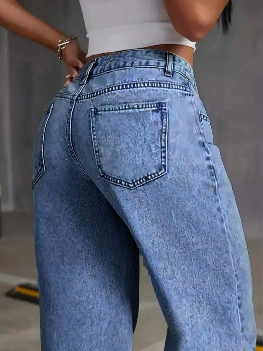 niebieskie spodnie jeans 