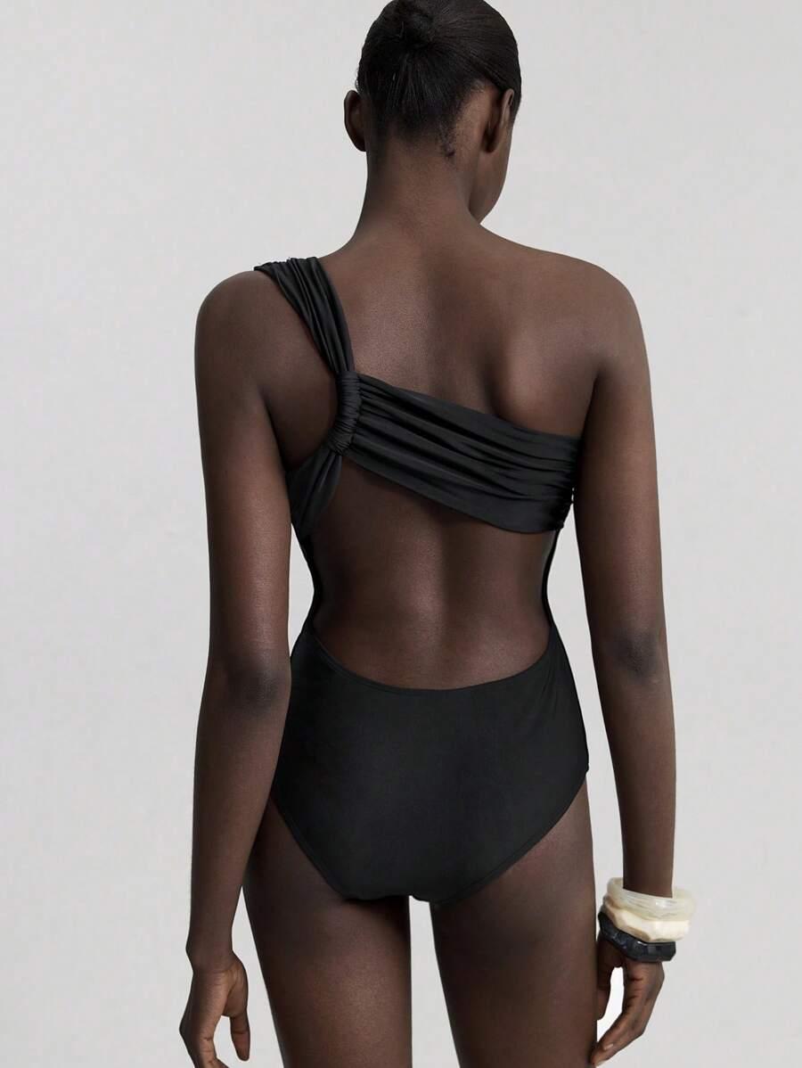 JEDNOCZĘŚCIOWY STRÓJ KĄPIELOWY 
