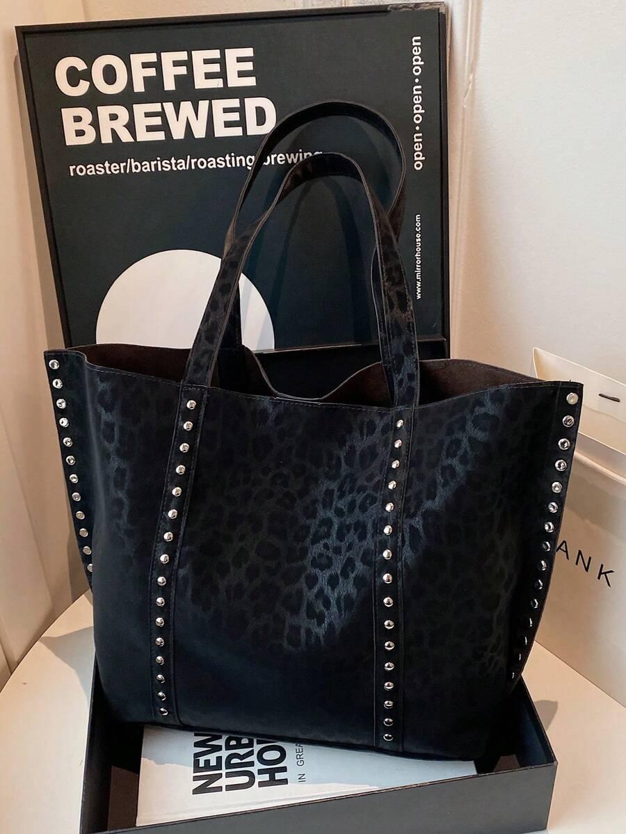 czarna torba animal print