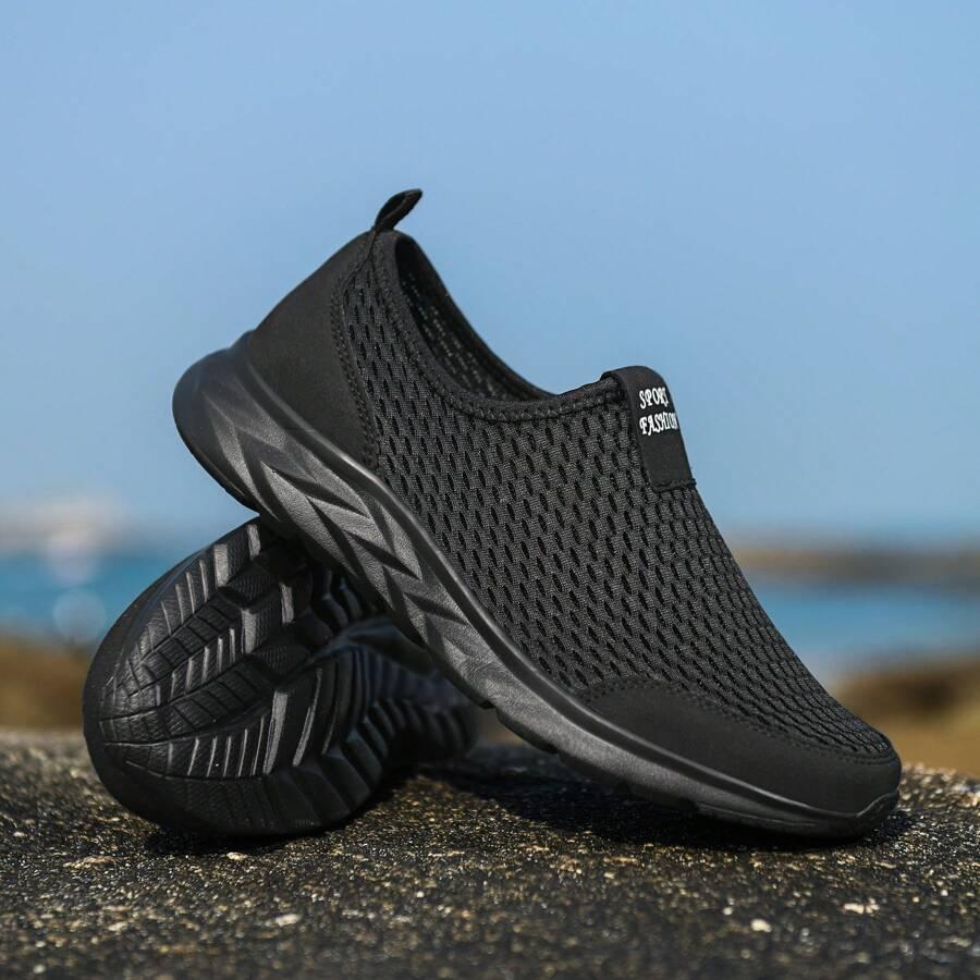 czarne buty sportowe