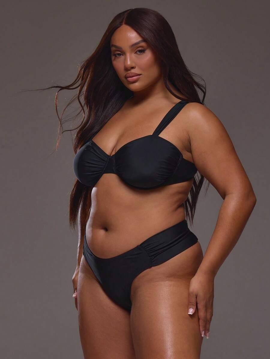 CZARNY DÓŁ OD BIKINI