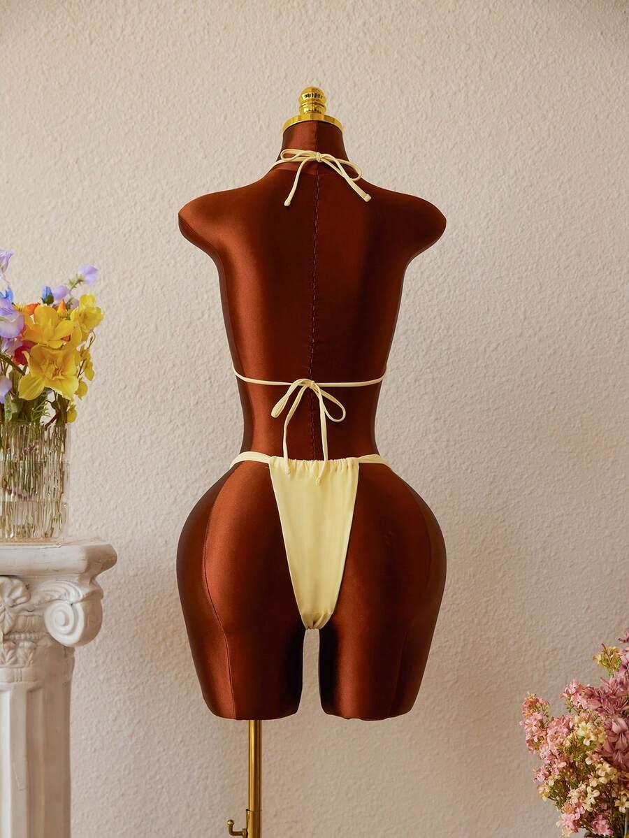 żółta góra od bikini