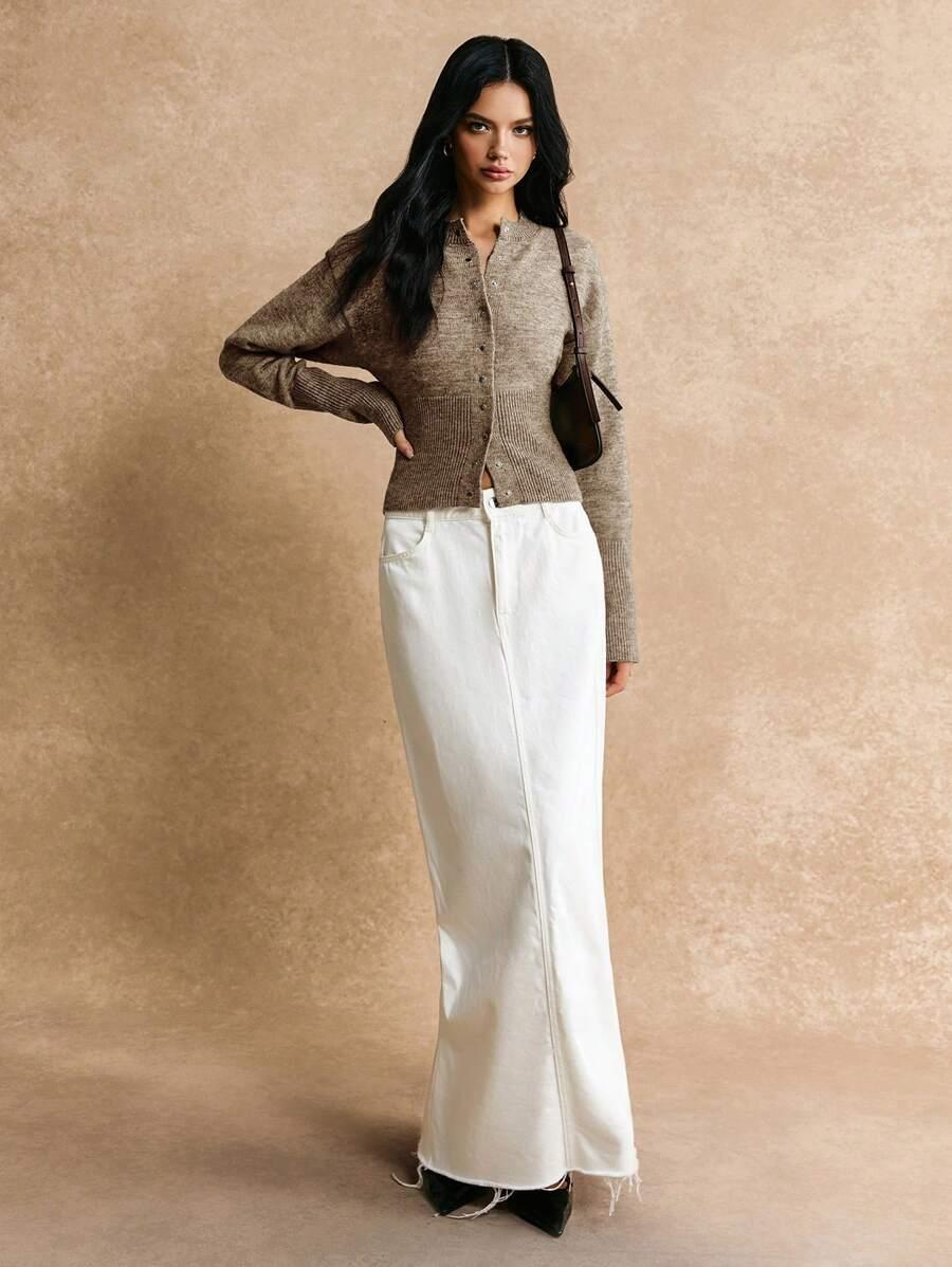 BEŻOWY SWETER ZATRZASKI 
