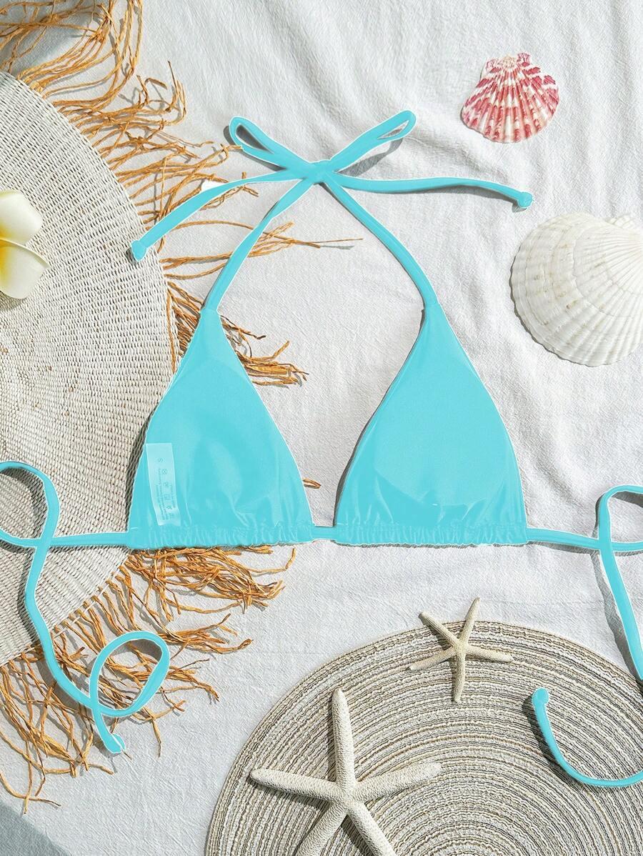niebieska góra od bikini