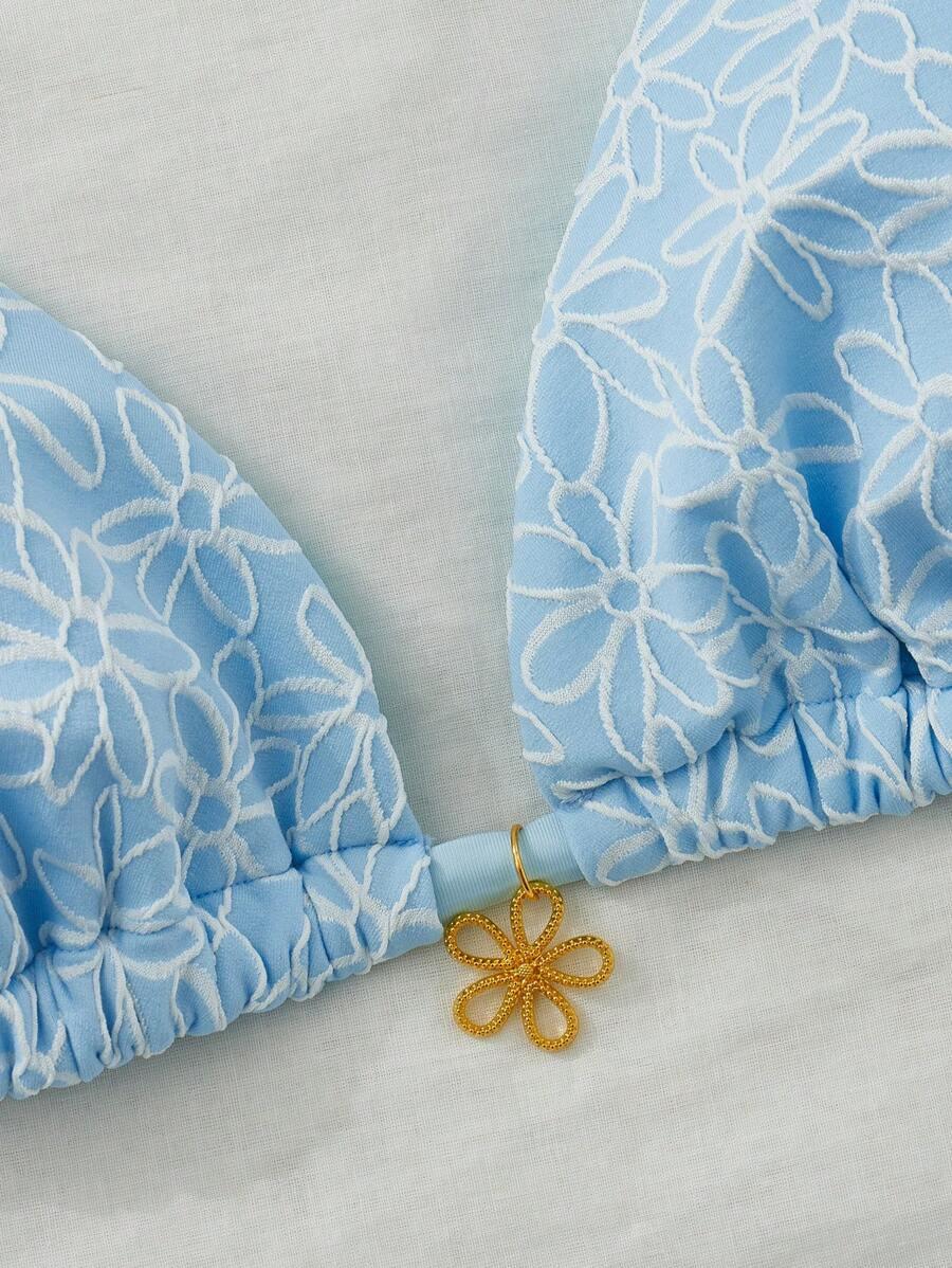 niebieski dół od bikini