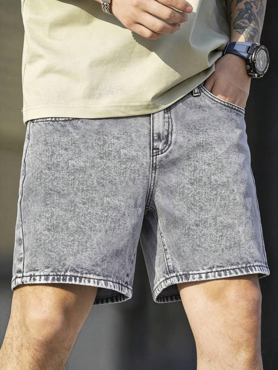 szare spodenki jeans