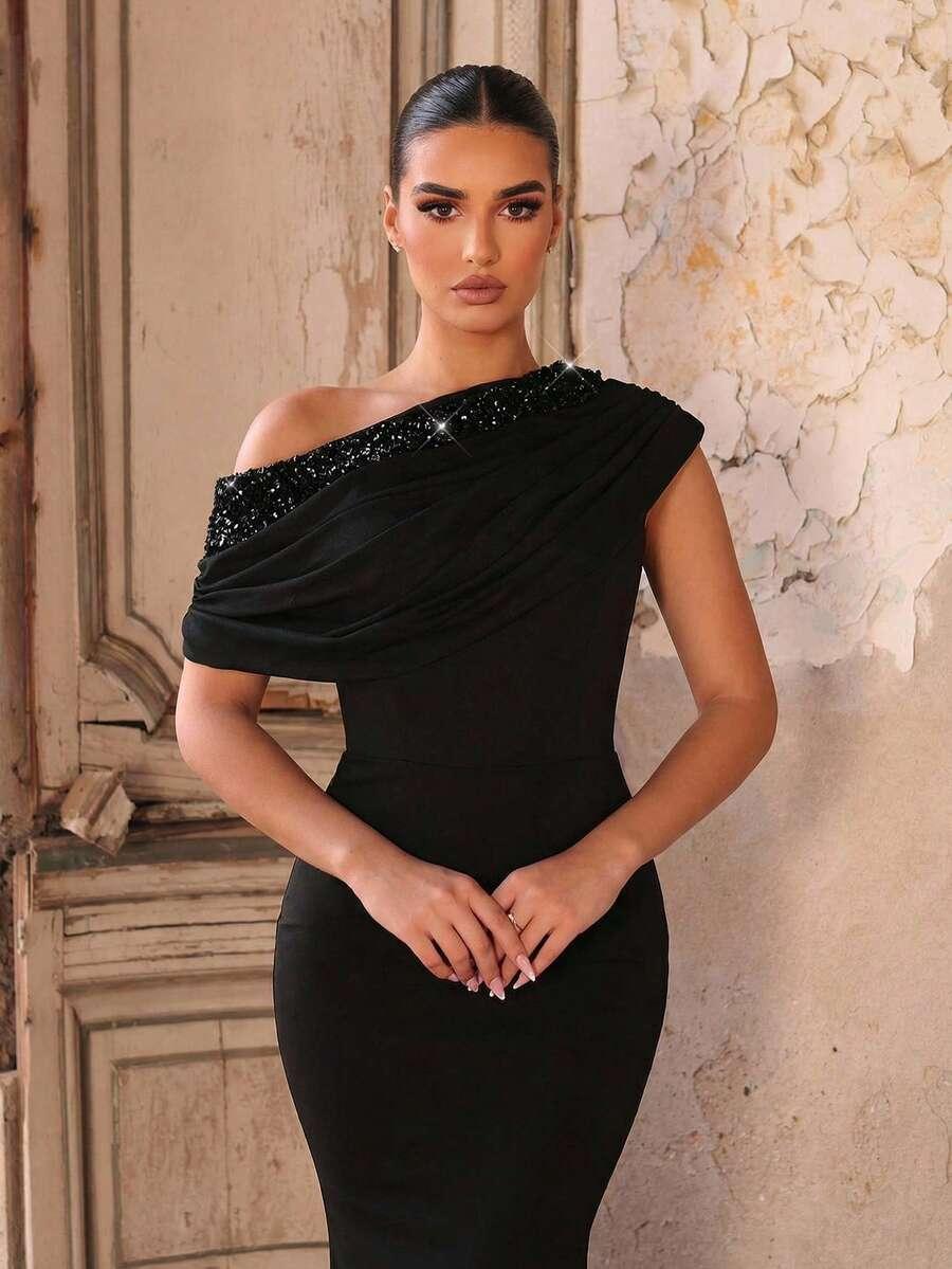 CZARNA MAXI SUKIENKA