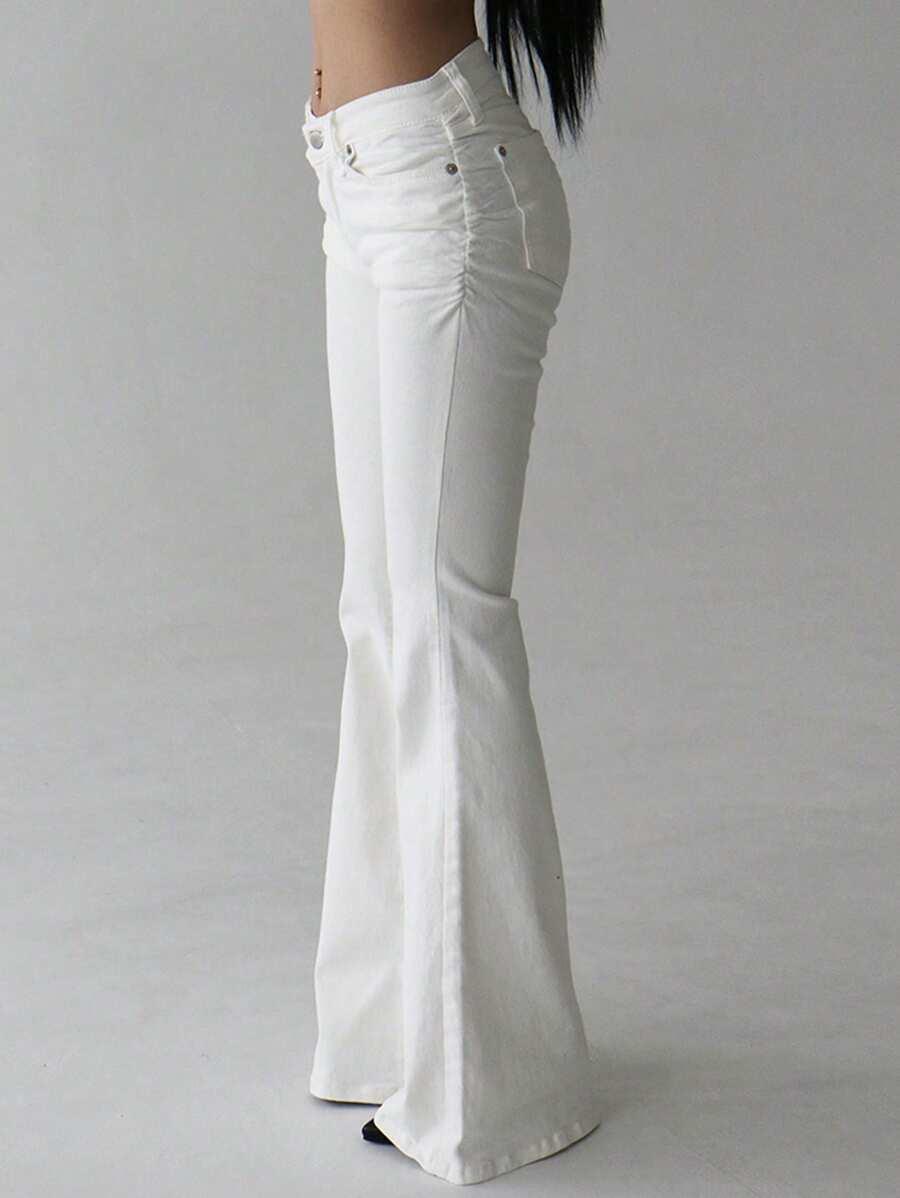 BIAŁE SPODNIE JEANS
