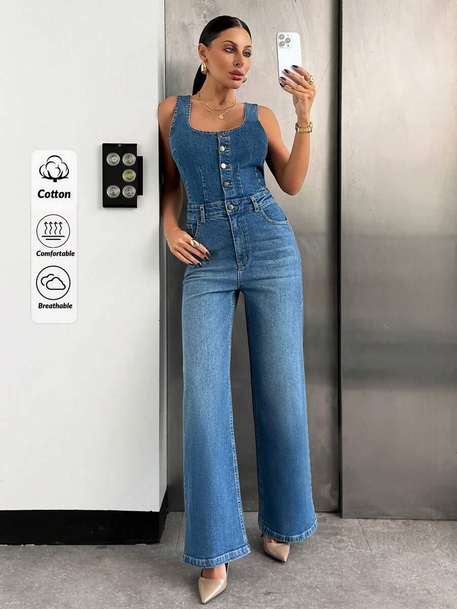 niebieski kombinezon jeans