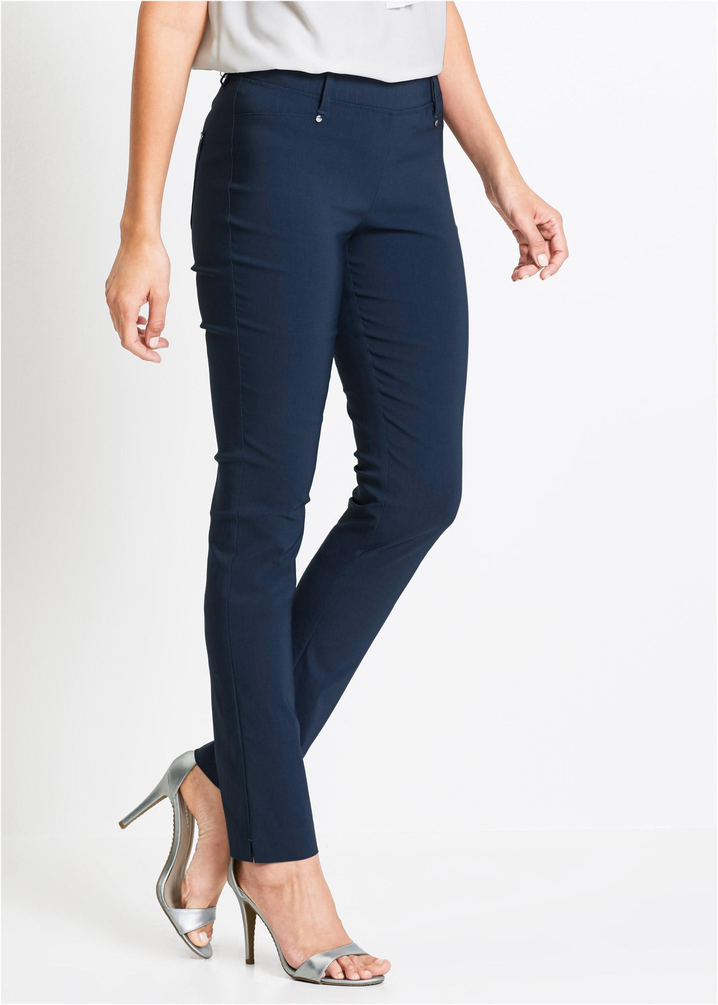 granatowe spodnie casual 