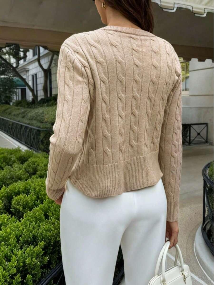 BEŻOWY SWETER GUZIKI