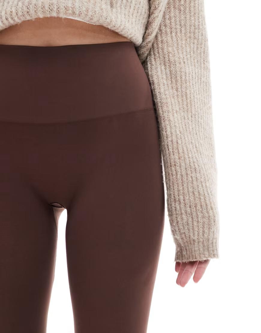 BRĄZOWE BEZSZWOWE LEGGINSY 