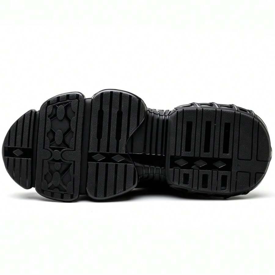 czarne buty sportowe