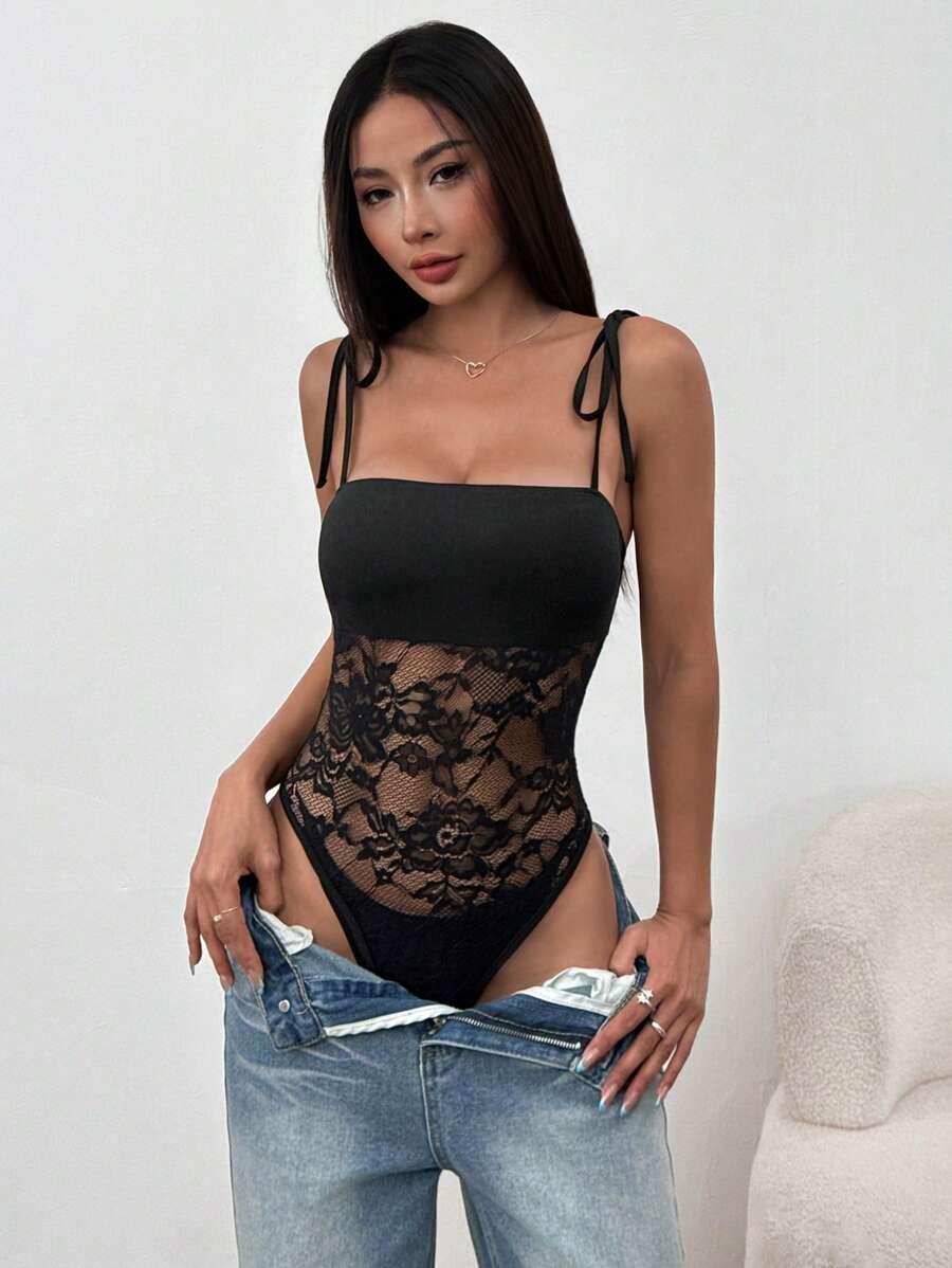 CZARNE BODY KORONKA