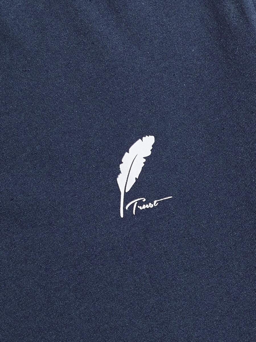 granatowy t-shirt kontrast